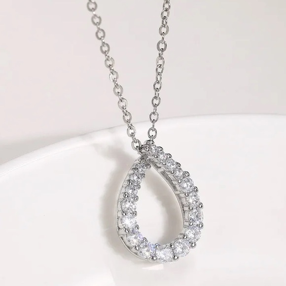 💋Sterling Silver  CZ Diamond Infinity Waterdrop Necklace - Picture 1 of 14